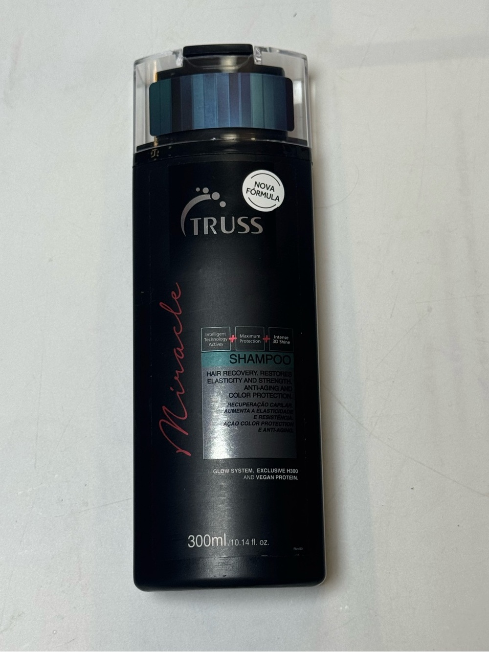 Truss Miracle Shampoo - anti-aging color protection